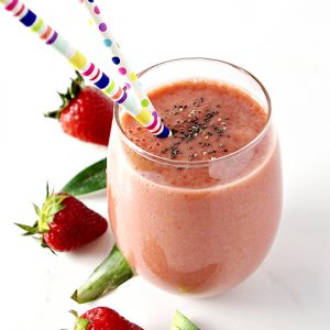 Tropical Fruit Power Smoothie is vegan, paleo, gluten-free, dairy-free, soy-free, and grain-free but BIG ON FLAVOR and hot on nutrients! | spiritedandthensome.com